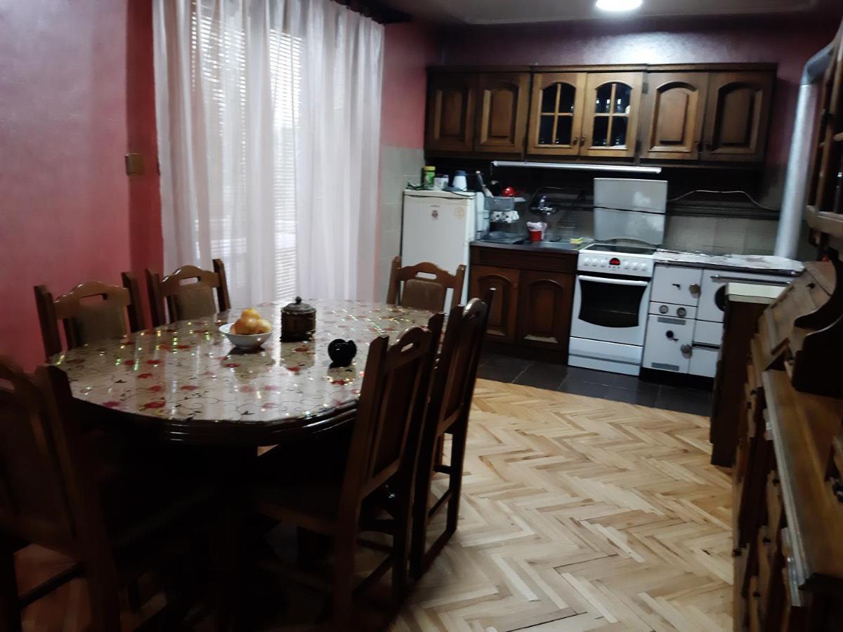 Vila Mir Pirot Exteriér fotografie