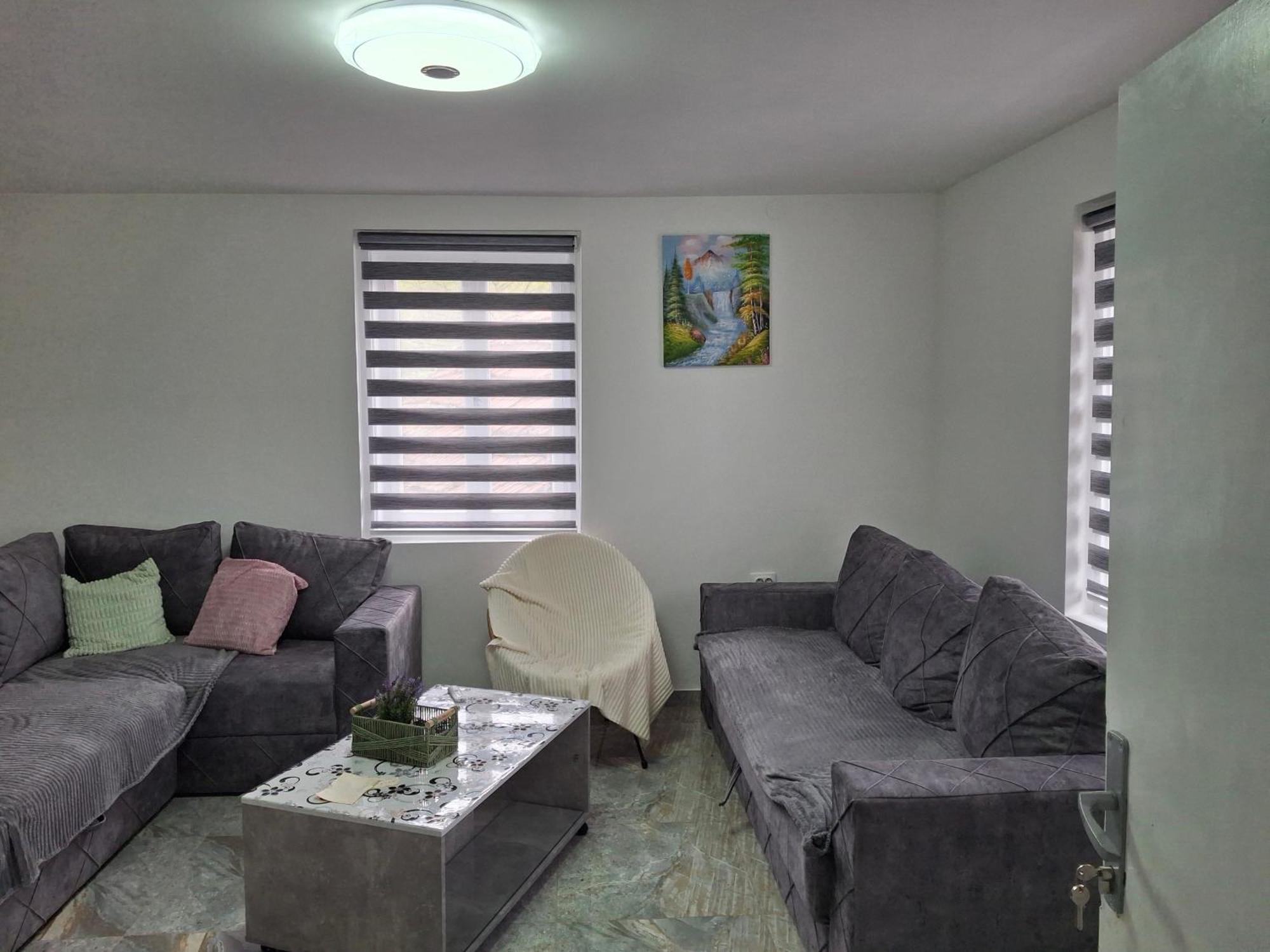 Vila Mir Pirot Exteriér fotografie